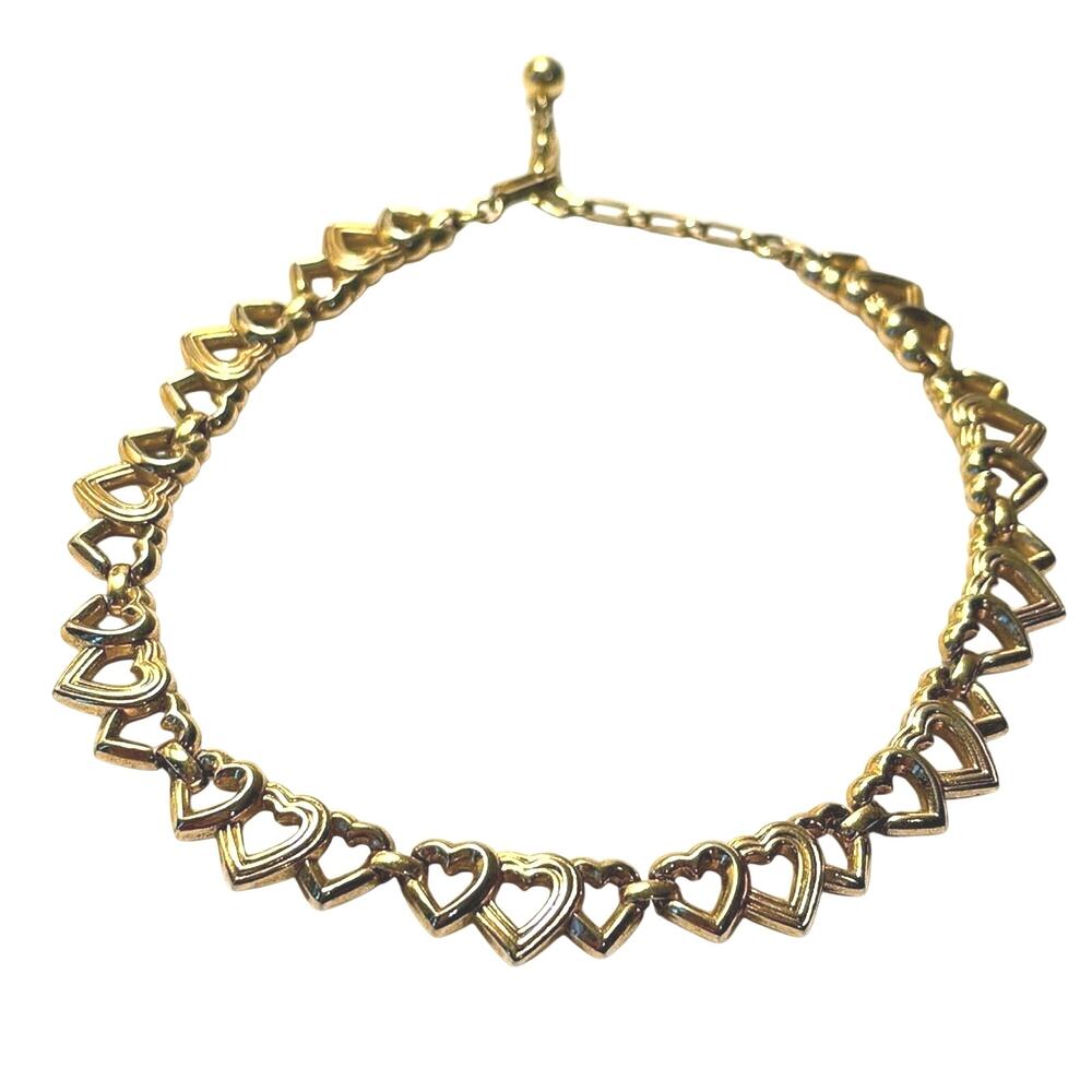 Vintage Trifari Gold Tone Open Heart Link Choker Necklace 13” Extender